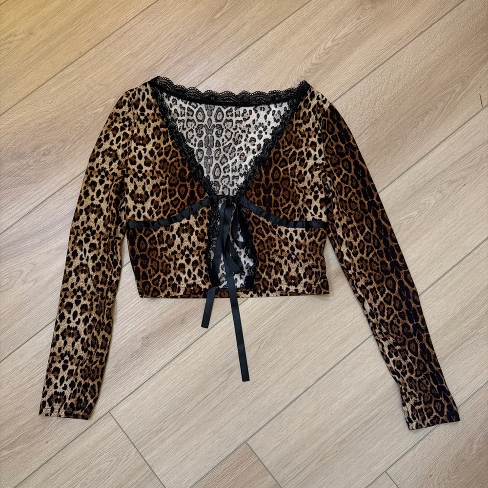 Leopard Print Lace-Trimmed Women's Top